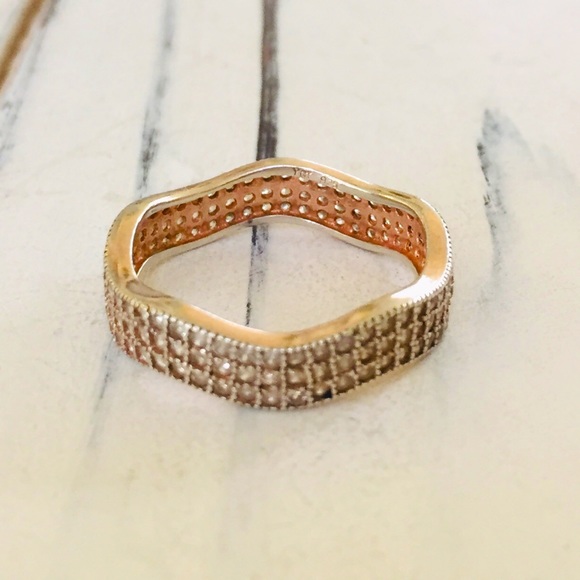 14k gold/925 wavy scalloped diamond pave ring - Picture 3 of 6